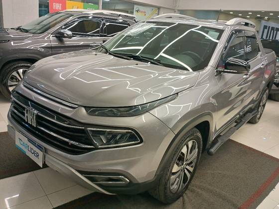 FIAT TORO 2.0 16V TURBO DIESEL VOLCANO 4WD AT9 FIAT TORO 2.0 16V TURBO DIESEL VOLCANO 4WD AT9